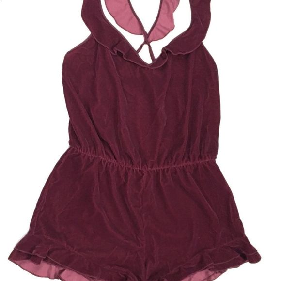 Victoria’s Secret Velvet ruffle Romper medium - Picture 5 of 6